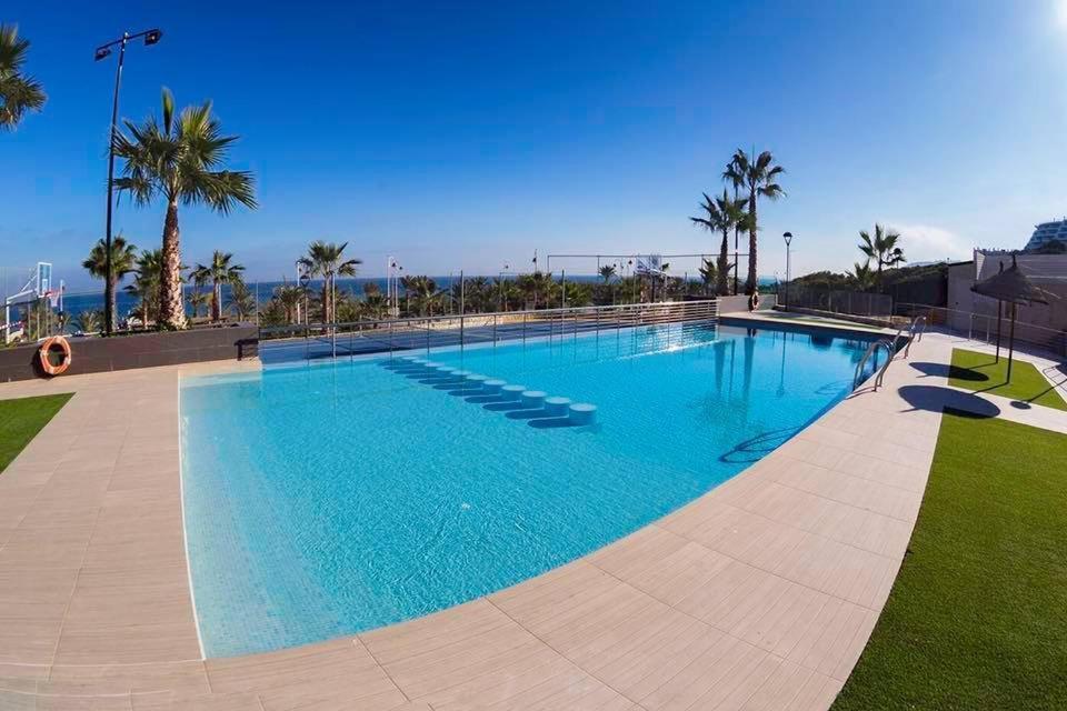 Arenales Beach 아레날레스 델 솔 외부 사진